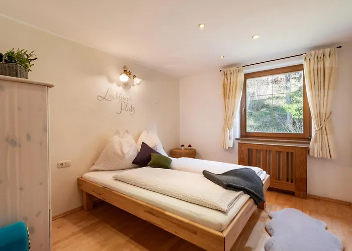 Haus Alpenrose Appartamento *